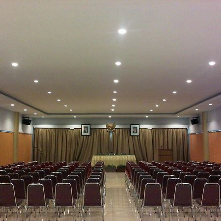 Patra Comfort Parapat Exterior photo