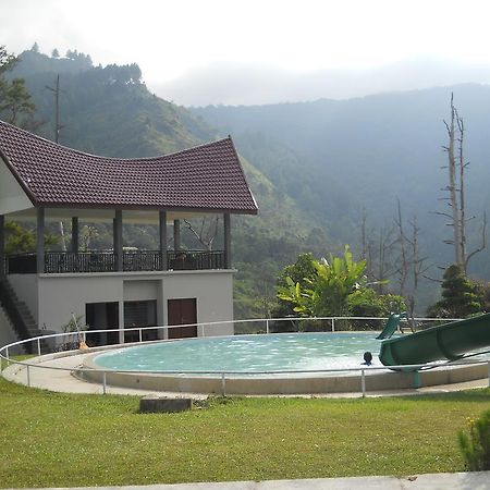 Patra Comfort Parapat Exterior photo